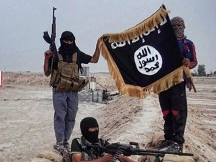 IŞİD en büyük petrol rafinerisini kaybetti