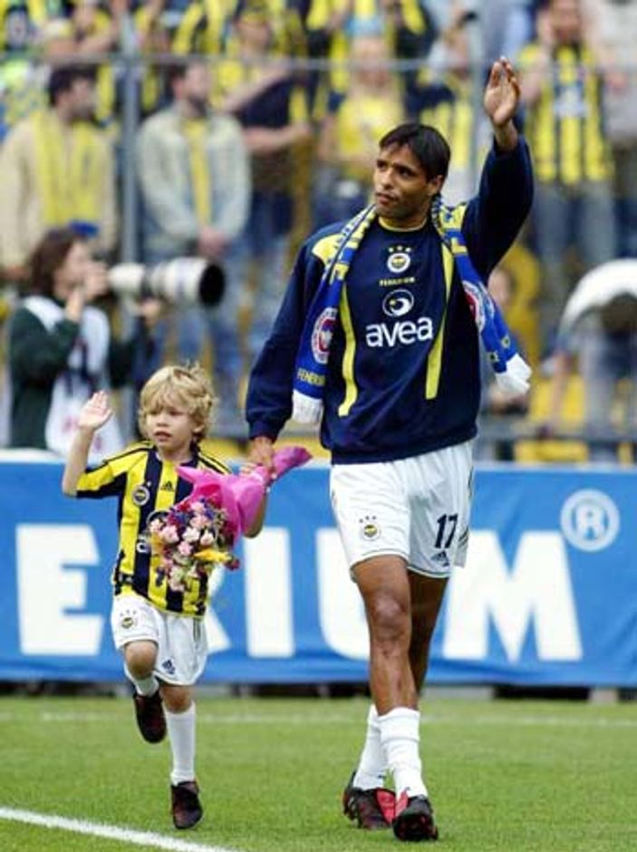 İki esmerin sarışın çocuğu olur mu