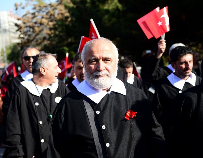 Fikirci Bey yazdı: UMUTLANMIŞTIK!