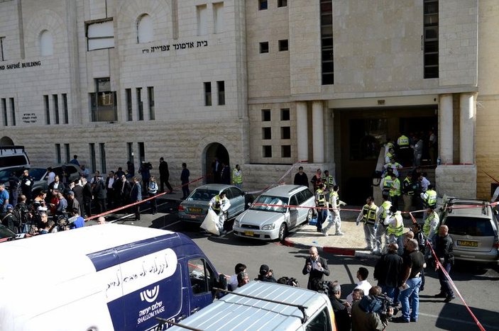 Kudüs'te sinagoga saldırı