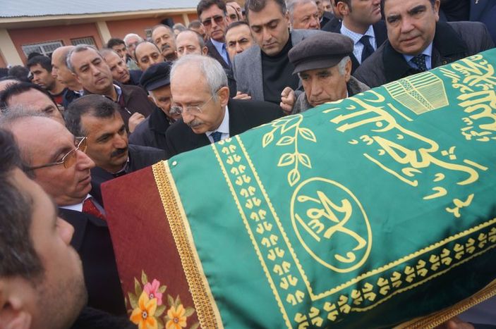 Kılıçdaroğlu'nun kayınvalidesi Fatma Özdağ uğurlandı İZLE