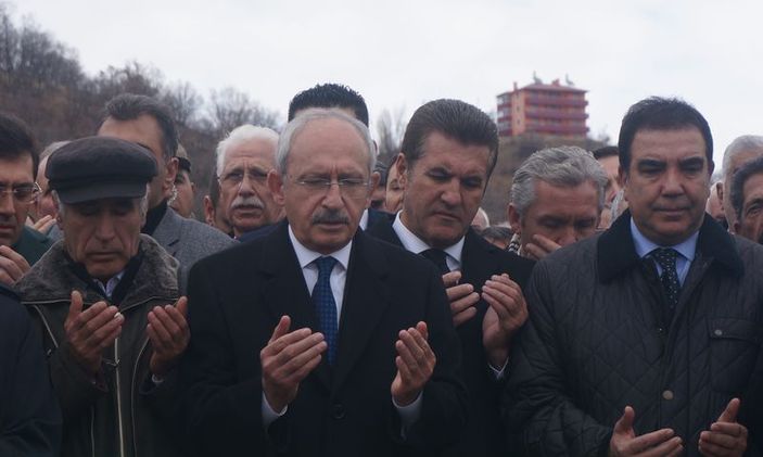 Kılıçdaroğlu'nun kayınvalidesi Fatma Özdağ uğurlandı İZLE