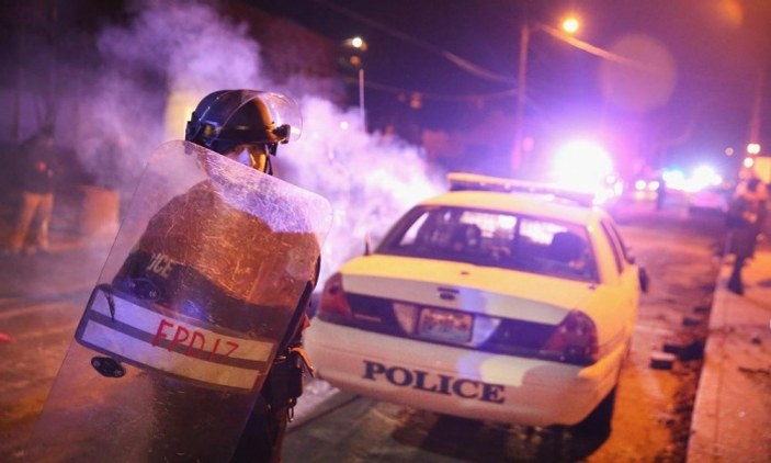 Amerika'da Ferguson eylemleri ikinci gününde