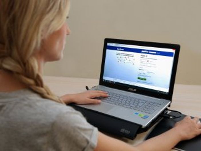 Gençler Facebook'tan uzaklaşıyor