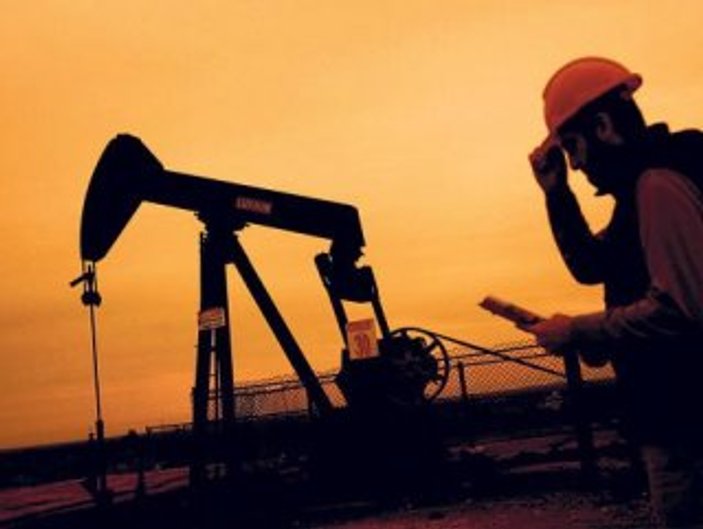 Piyasalarda petrol kayıpları Türkiye'ye yarayacak