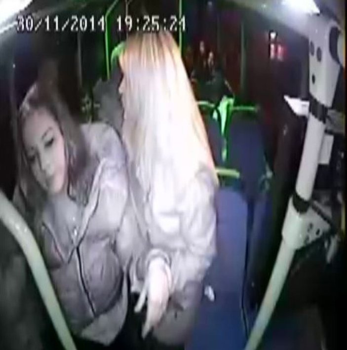 Zonguldak'ta liseli bir kız otobüste alkol komasına girdi