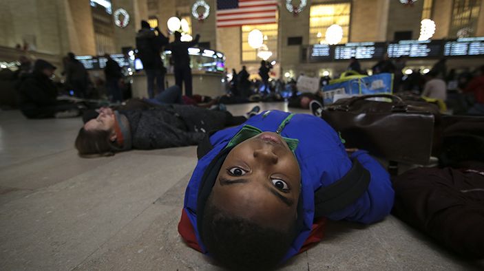 ABD'de polise tepki eylemlerinde 300 gözaltı