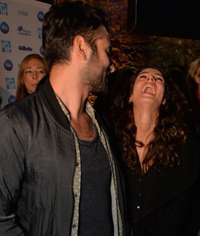 Özge Özpirinçci'nin keyfi yerinde