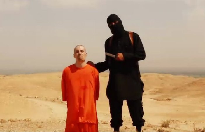 IŞİD'in kafa kesme videosunun montaj olduğu iddia edildi
