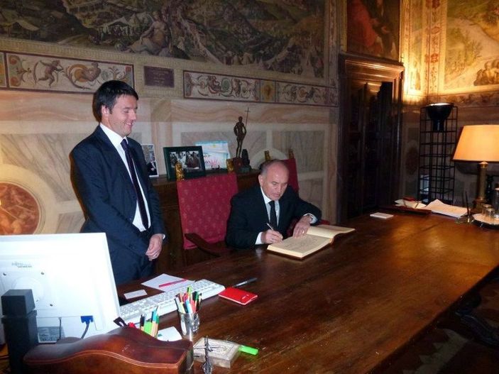 İtalya Başbakanı Renzi: Topbaş benim patronumdu