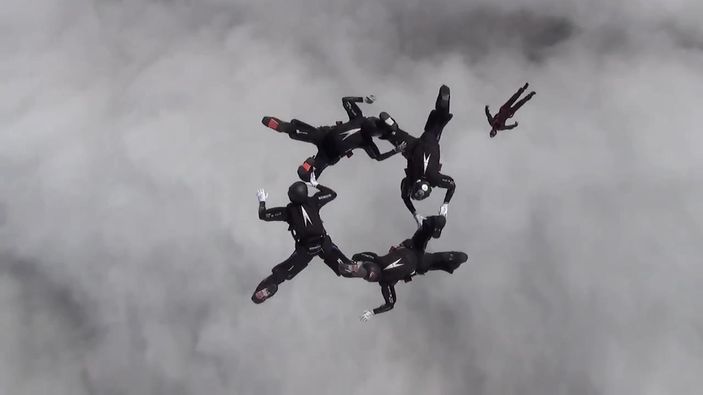 Fransız yetenek yarışmasında inanılmaz gösteriler İZLE