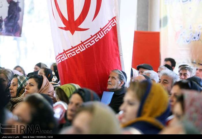 Tahran'da Yahudi şehitleri anıtı açıldı