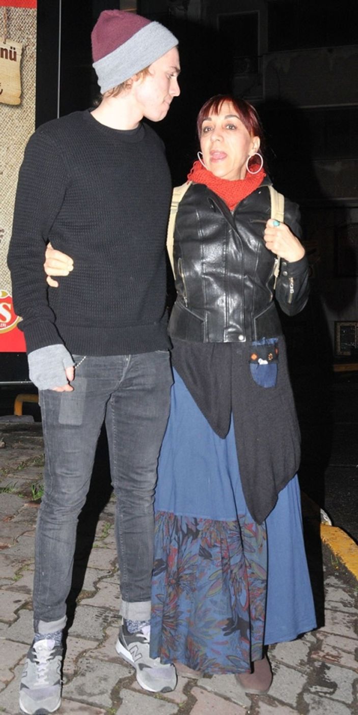 Leman Sam panik yaptı