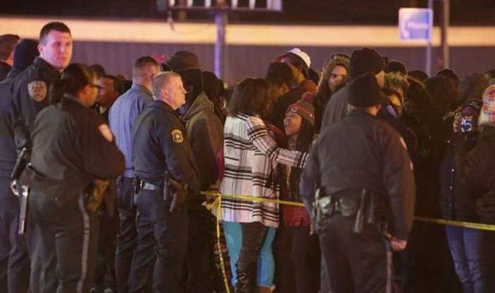 ABD'de polis, siyahi bir genci daha öldürdü