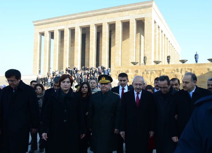 İnönü vefatının 41. yıl dönümünde anıldı İZLE