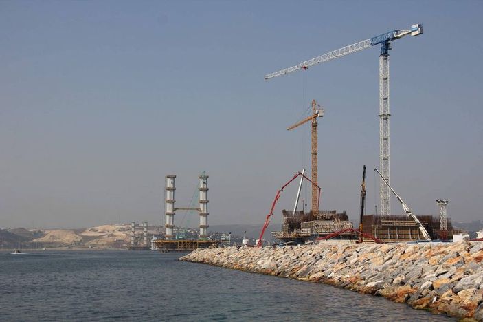 Körfez Köprüsü'nün ayakları 252 metreye ulaştı