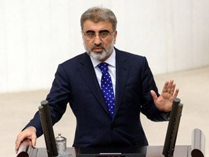 Taner Yıldız: Yeni yılda elektrik ve doğalgaza zam yok