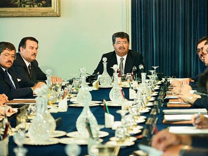 Cumhuriyet Atatürk'süz MGK toplantısından rahatsız oldu