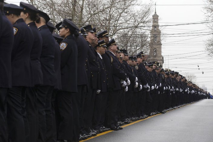 New York polisi başkana yine sırtını döndü