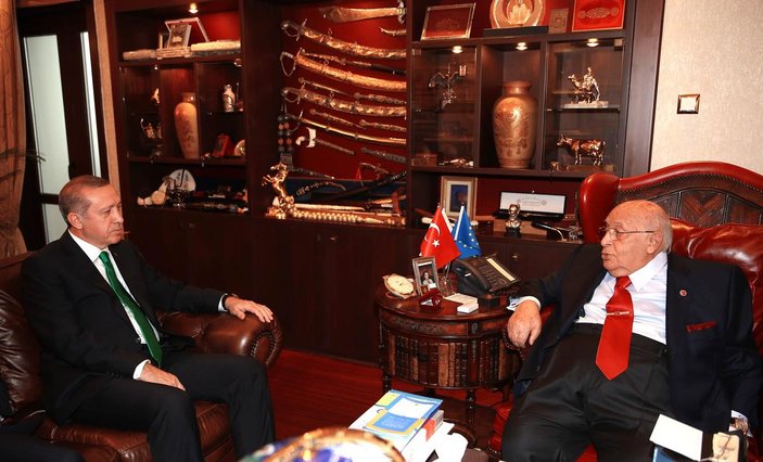 Cumhurbaşkanı Erdoğan Demirel'i ziyaret etti
