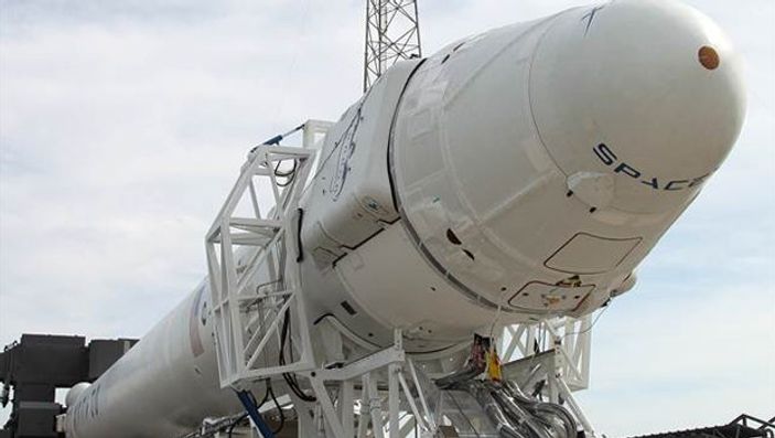 SpaceX'den tarihi roket denemesi