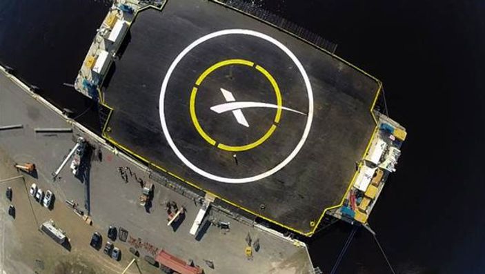 SpaceX'den tarihi roket denemesi