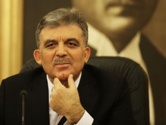 Abdullah Gül'den şehit polis için başsağlığı mesajı
