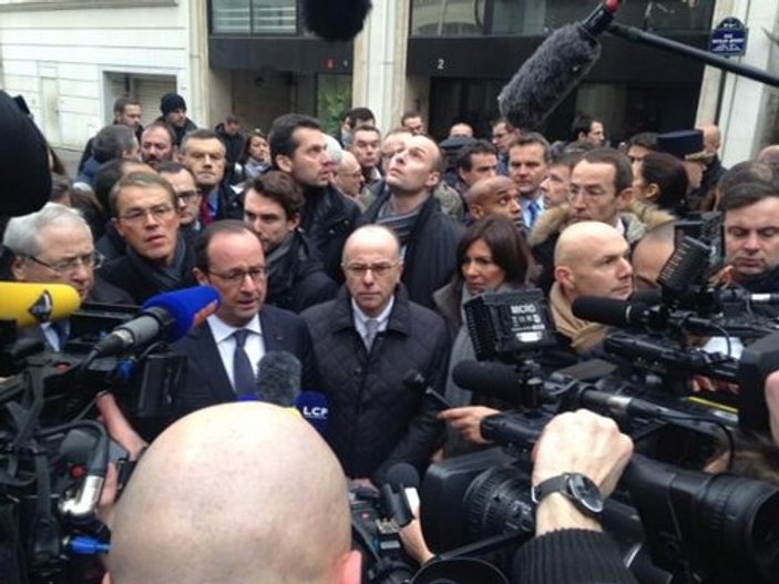Hollande'dan ilk açıklama: Düşünce özgürlüğüne saldırı