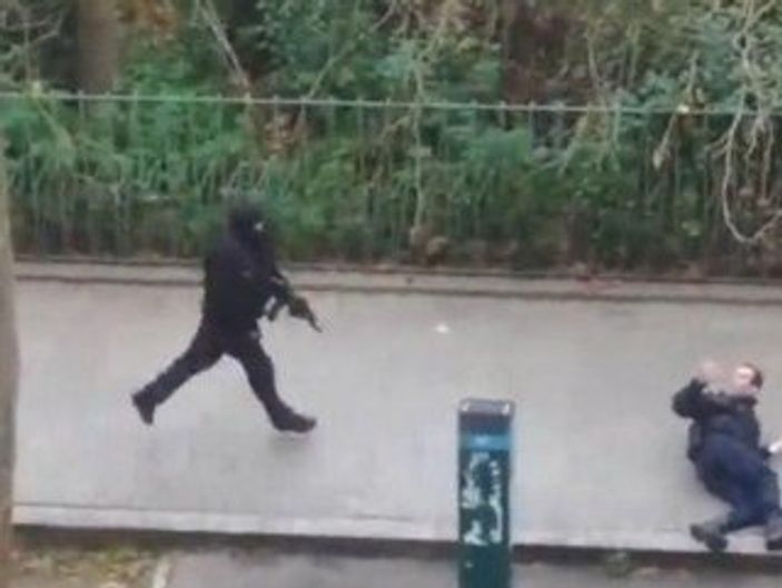 Fransa'da öldürülen polis de Müslüman çıktı