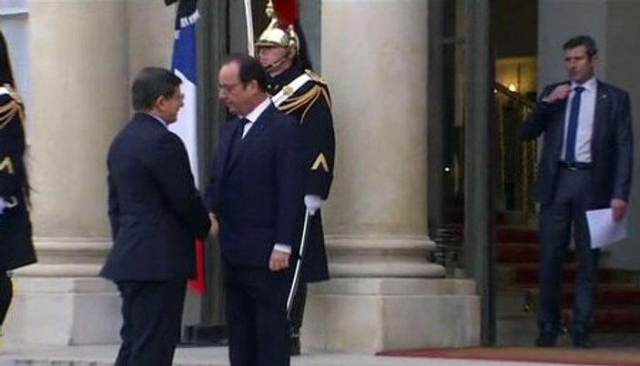 Başbakan Davutoğlu'ndan Paris ziyareti öncesi açıklama İZLE