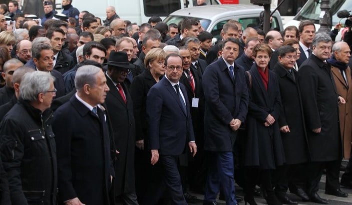 Dünya liderleri teröre karşı Paris'te İZLE