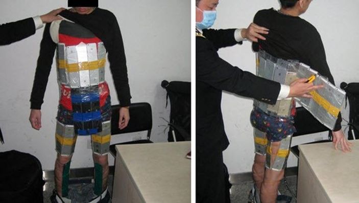 Çin'de iPhone kaçakçısı yakalandı