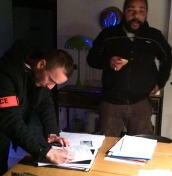 Fransız komedyen Dieudonne M'Bala gözaltına alındı