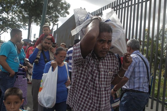 Venezuela'da karneyle ürün dağıtma sistemi