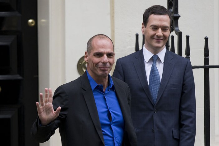 Yunanistan Maliye Bakanı'ndan Londra ziyareti