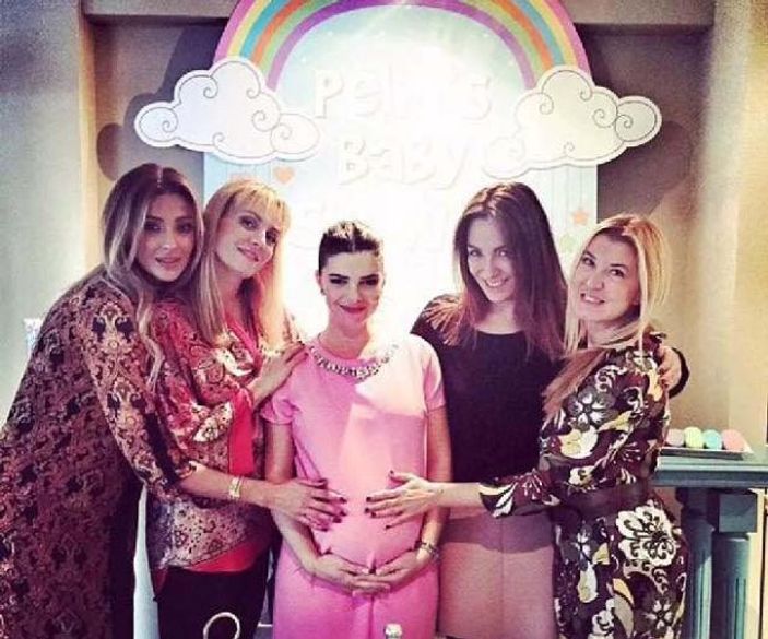 Pelin Karahan'dan doğum sonrası ilk fotoğraf