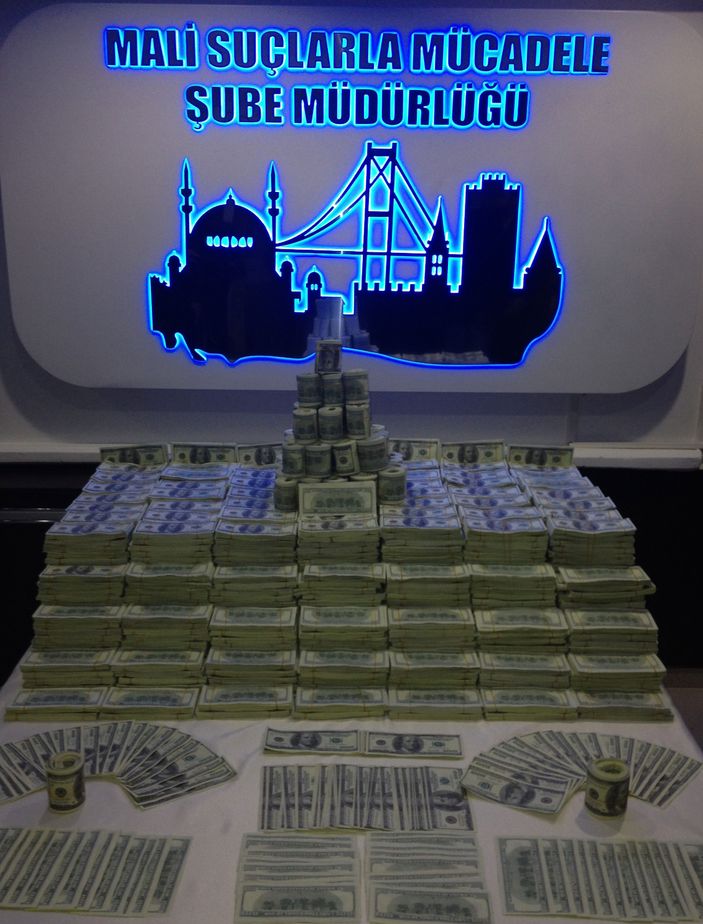 İstanbul'da sahte dolar operasyonu