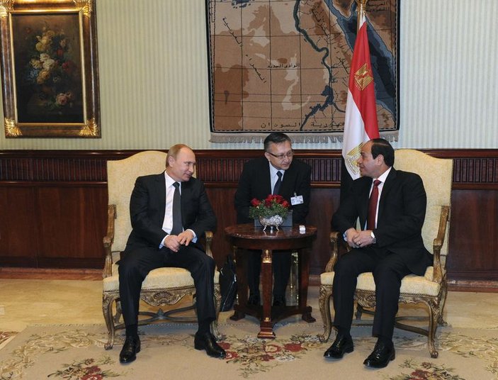 Putin 10 yıl sonra Mısır'da