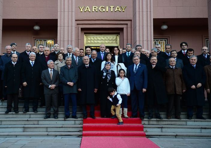 Yargıtay Başkanı Ali Alkan emekliye ayrıldı