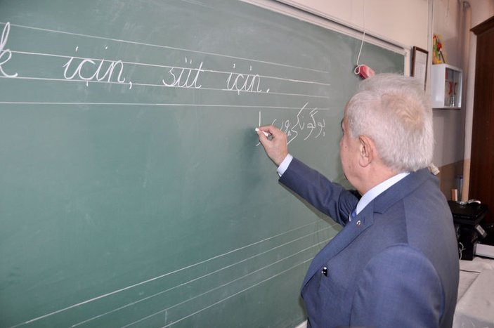 Edirne Valisi Dursun Ali Şahin Osmanlıca yazı yazdı