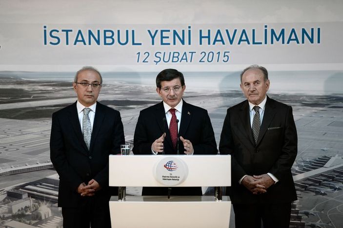 Başbakan Davutoğlu 3. Havalimanı inşaatını inceledi