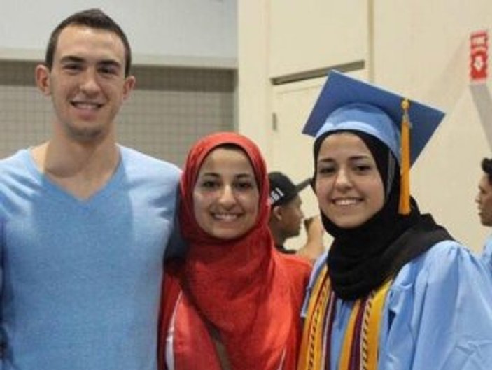 Öldürülen üç Müslüman genç Hollanda'da anıldı