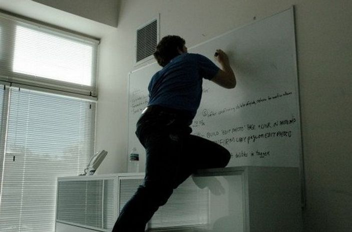 Facebook'un ofisleri görüntülendi