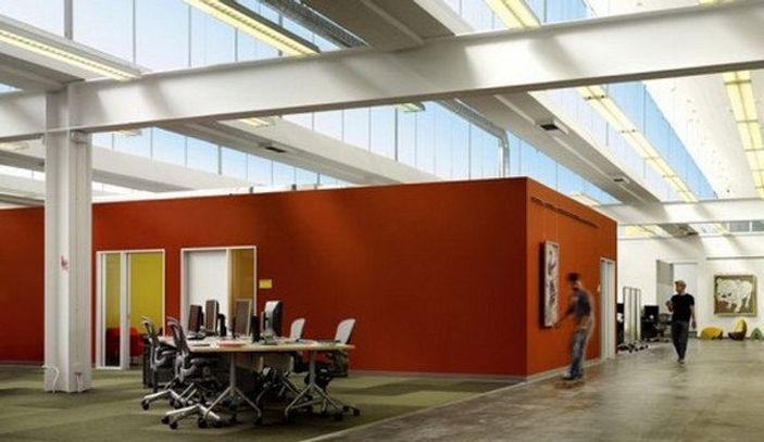 Facebook'un ofisleri görüntülendi