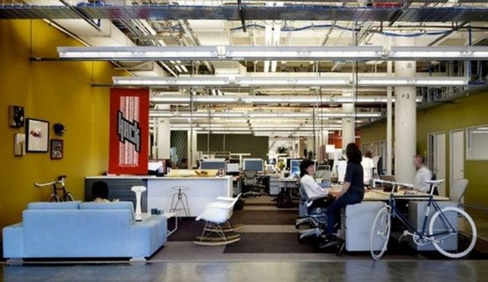 Facebook'un ofisleri görüntülendi