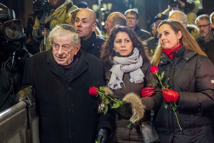 Kopenhag'da terör saldırılarında ölenler anıldı