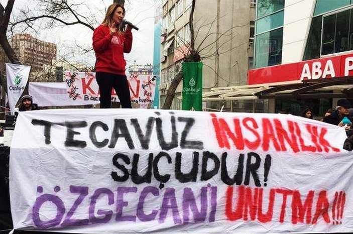 Ayşe Arman CHP'li Nazlıaka'yı kurtarmaya çalışıyor