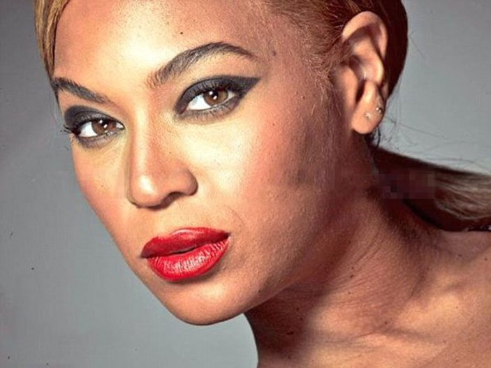 Beyonce'nin Photoshop'suz fotoğrafları
