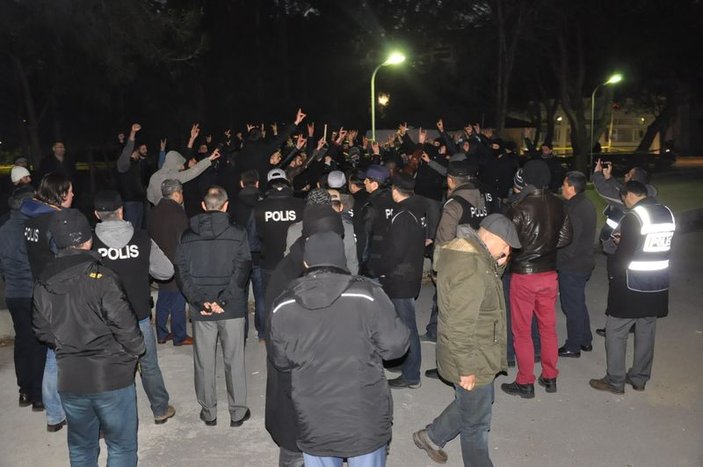 Ege Üniversitesi'nde öğrenciler arasında kavga: 1 ölü