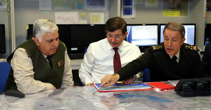 Başbakan Davutoğlu Şah Fırat Operasyonu'nu bizzat izledi